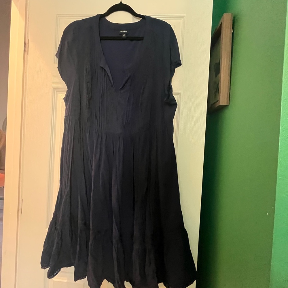 Sundance Navy Blue V-Neck Midi Dress